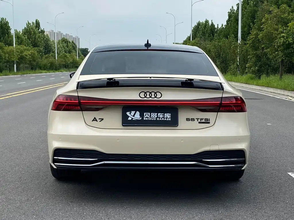 Audi A7 — фото 6