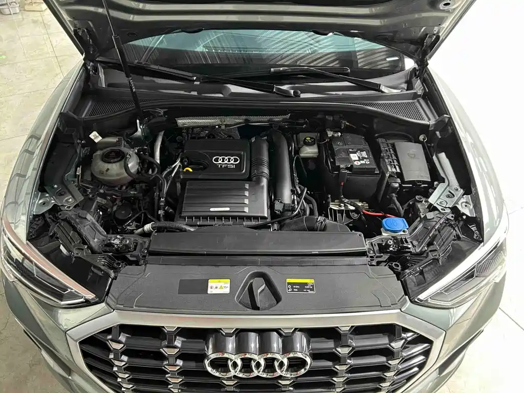 Audi Q3 — фото 21