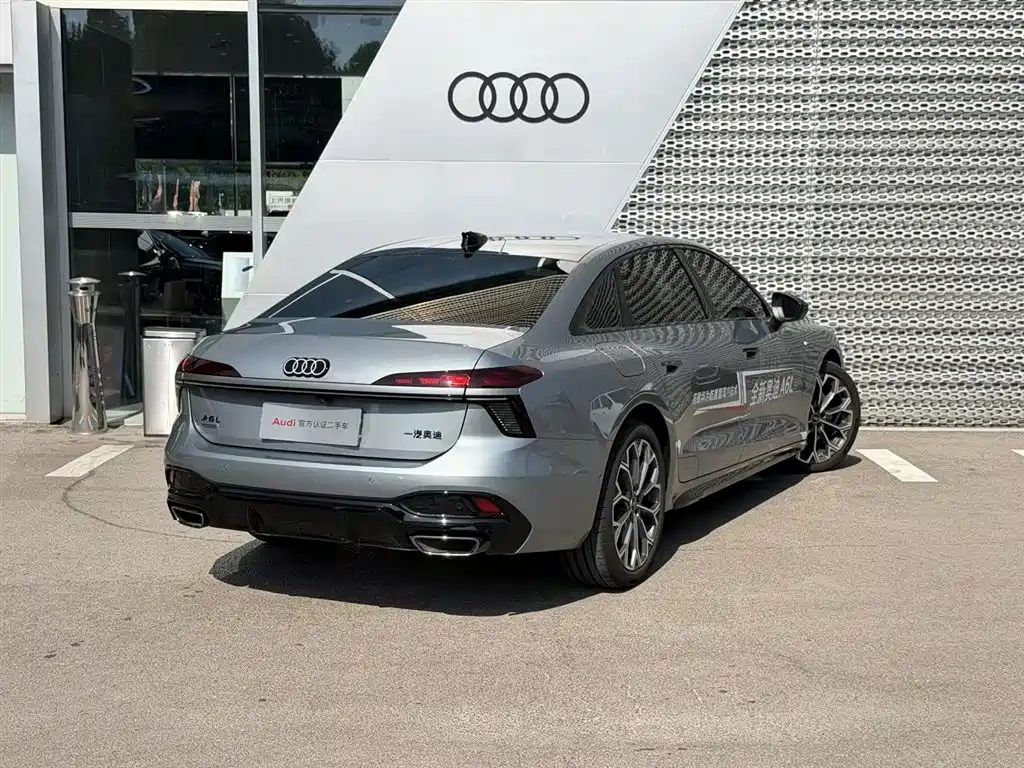 Audi A6L — фото 25