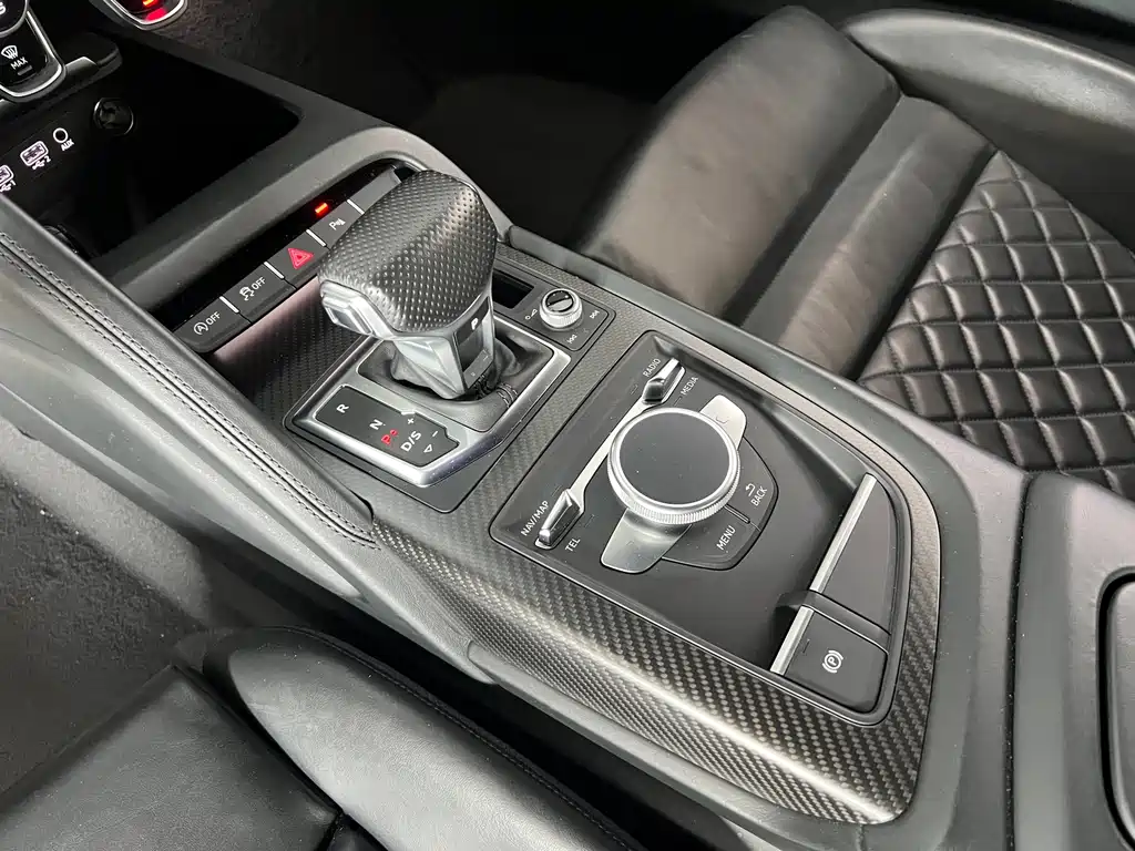 Audi R8 — фото 3