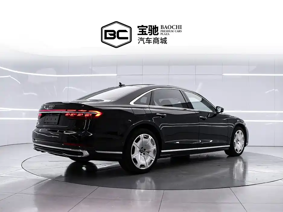 Audi A8 — фото 3