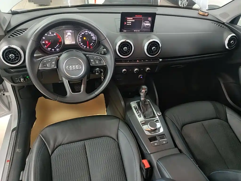 Audi A3 — фото 10