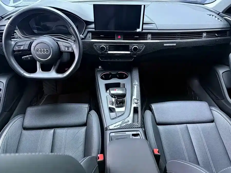Audi A4L — фото 5