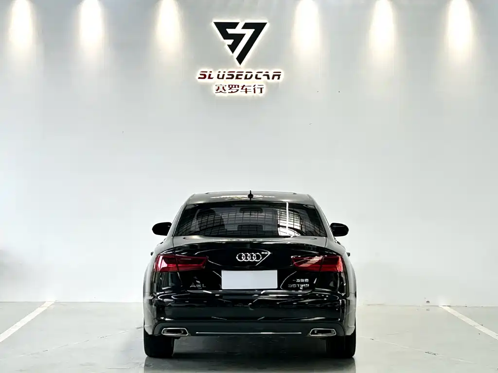 Audi A6L — фото 8