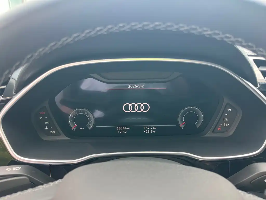 Audi Q3 — фото 9