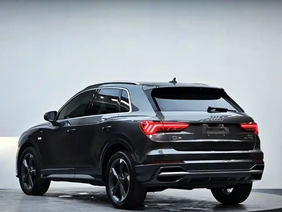 Audi Q3 — фото 5