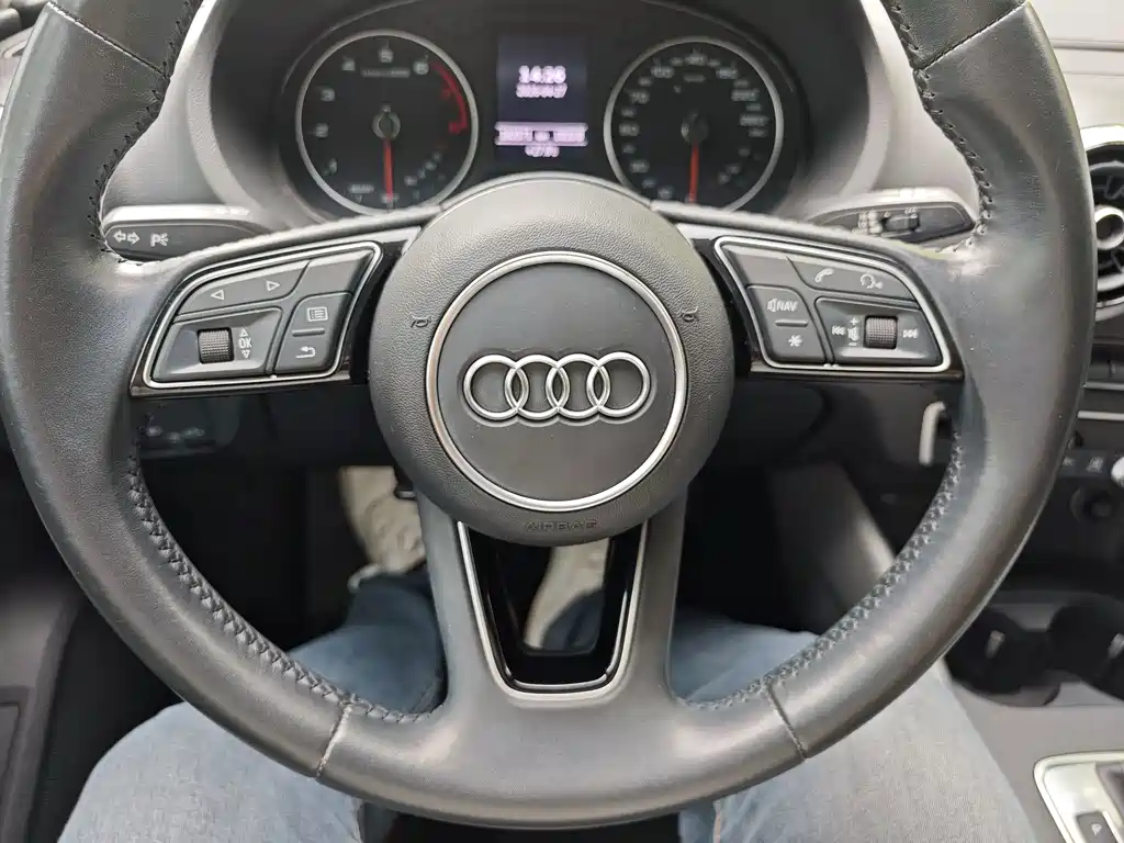 Audi A3 — фото 15