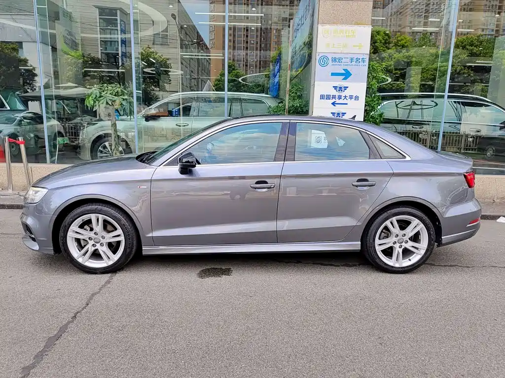 Audi A3 — фото 3