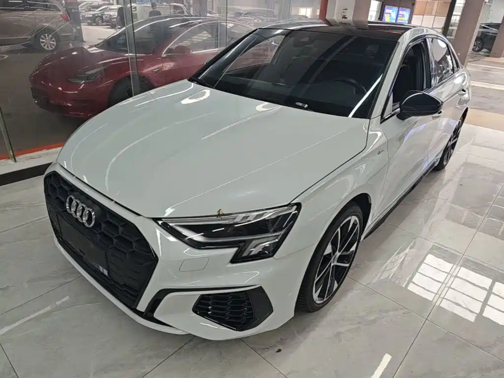 Audi A3 — фото 2