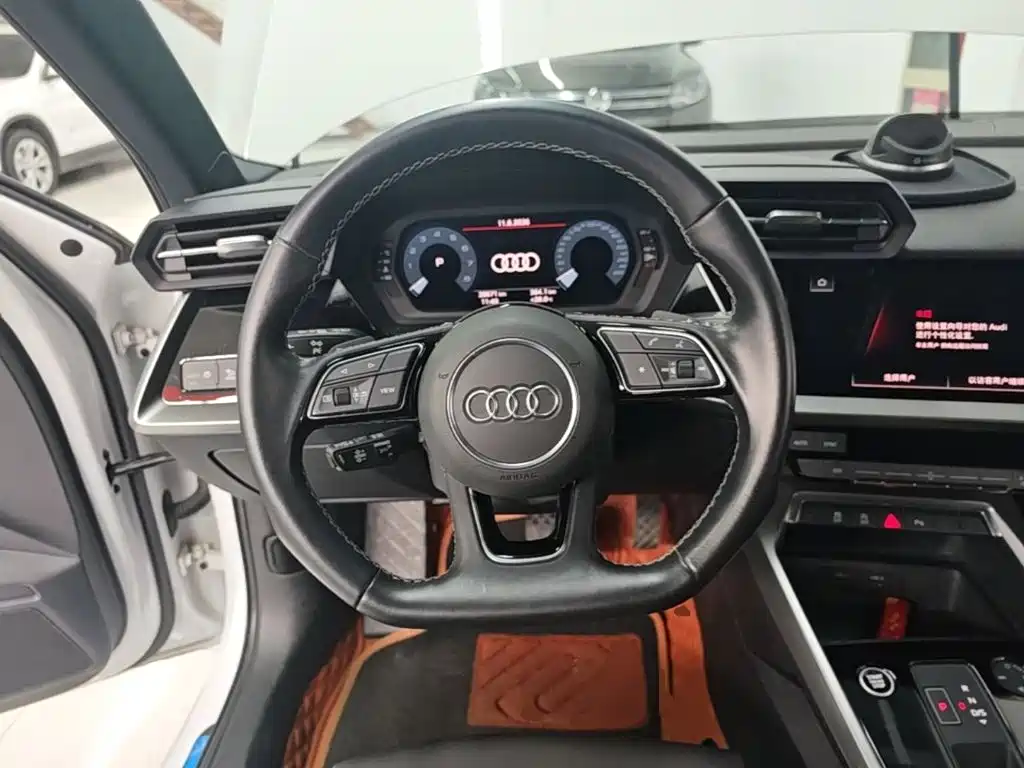 Audi A3 — фото 11