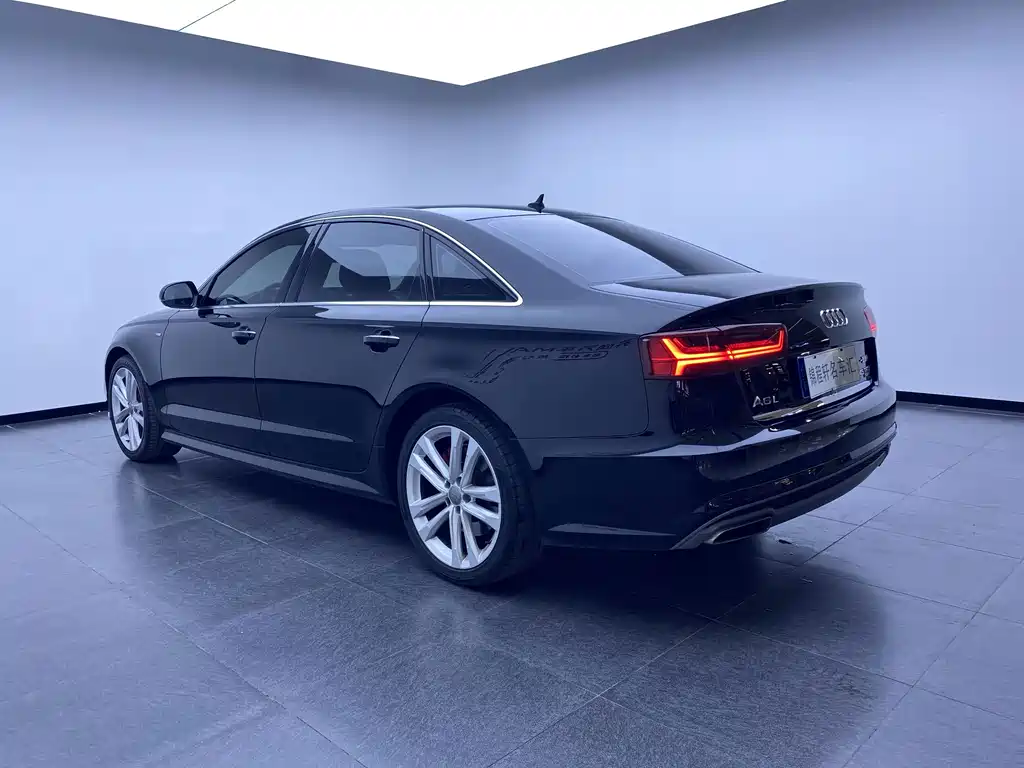 Audi A6L — фото 4