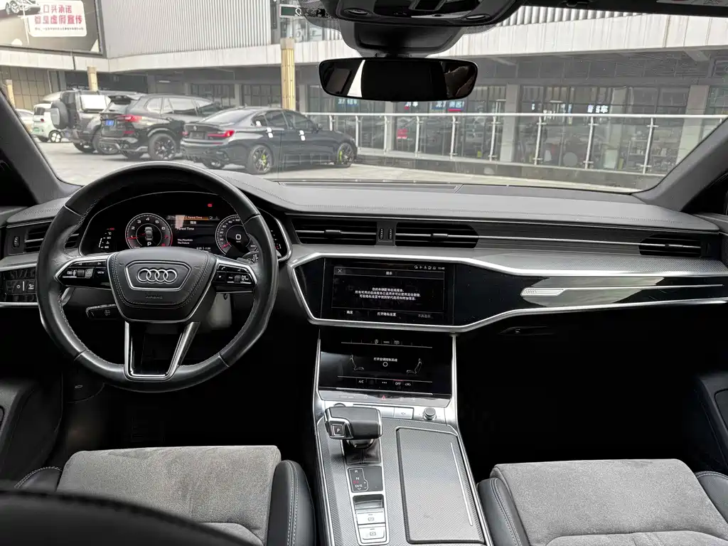 Audi A6L — фото 6