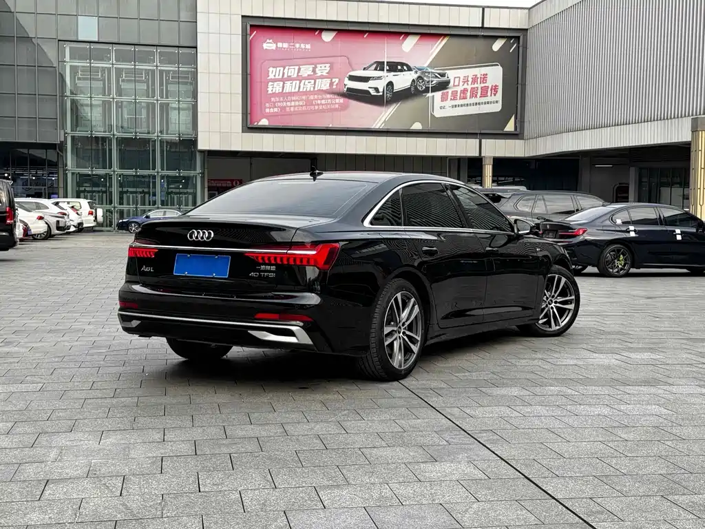 Audi A6L — фото 8
