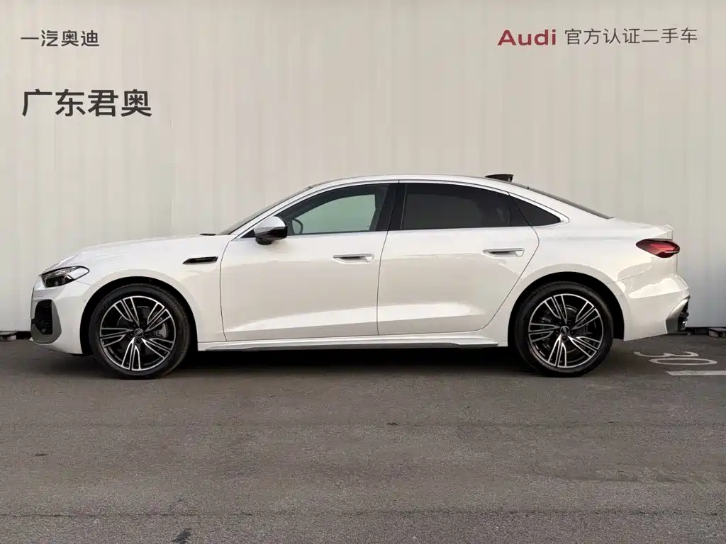 Audi A5L — фото 3