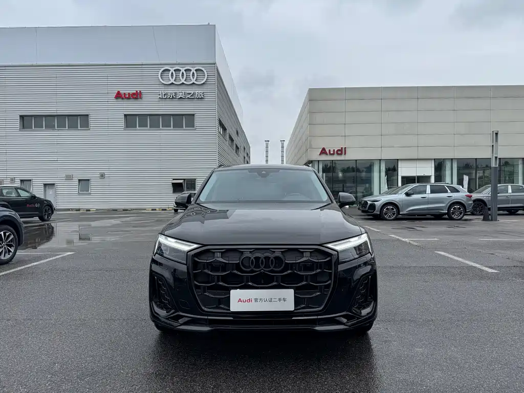 Audi Q7 — фото 2