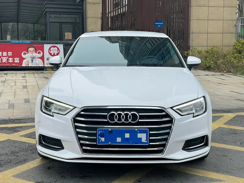 Audi A3 — фото 2