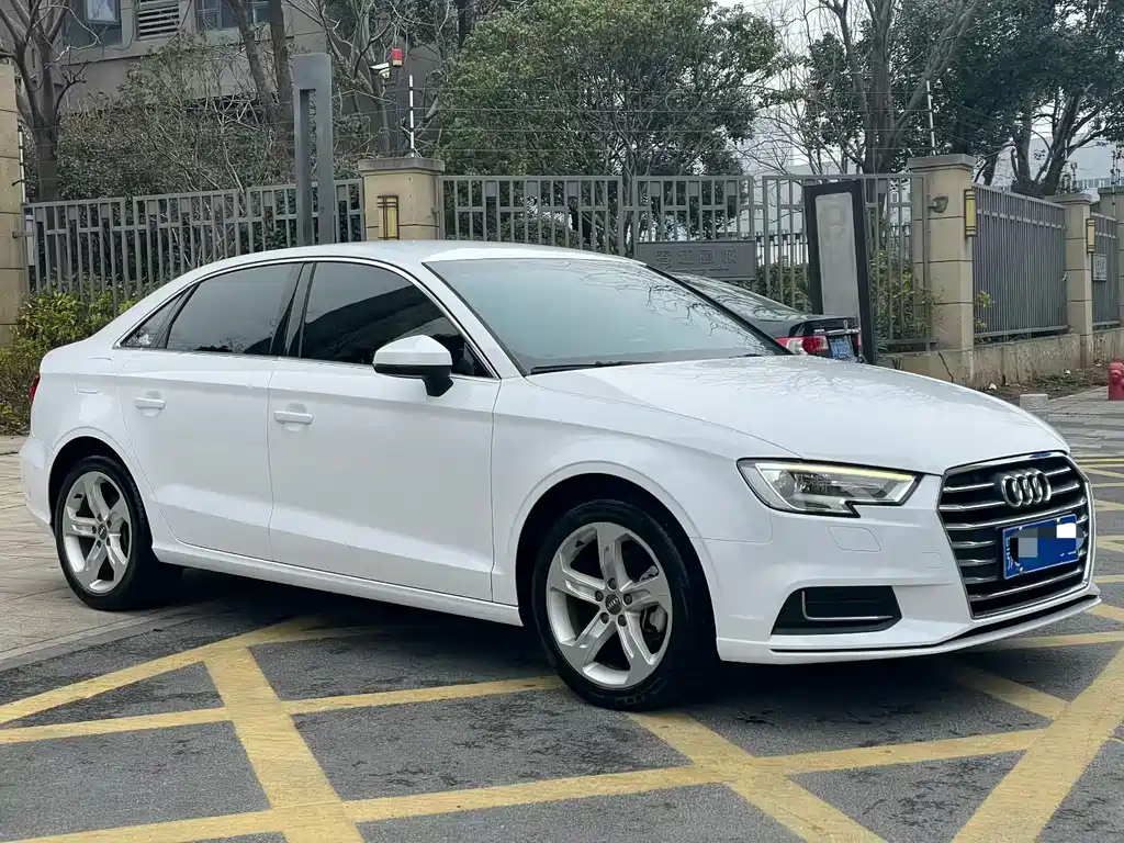Audi A3 — фото 3
