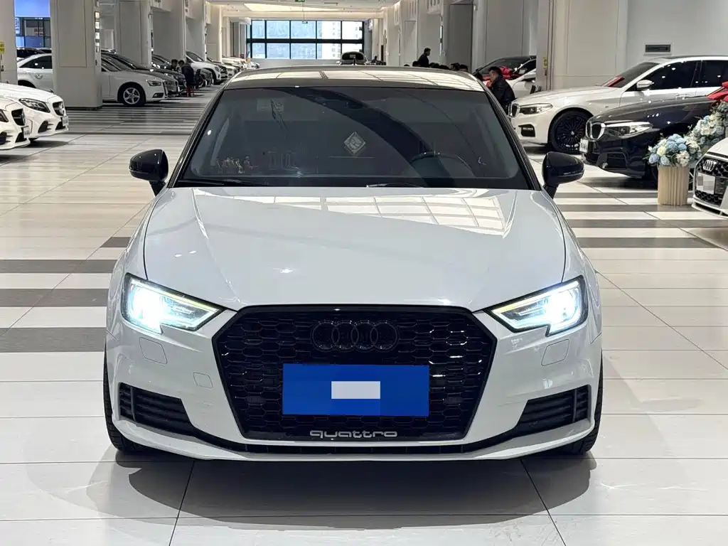 Audi A3 — фото 2
