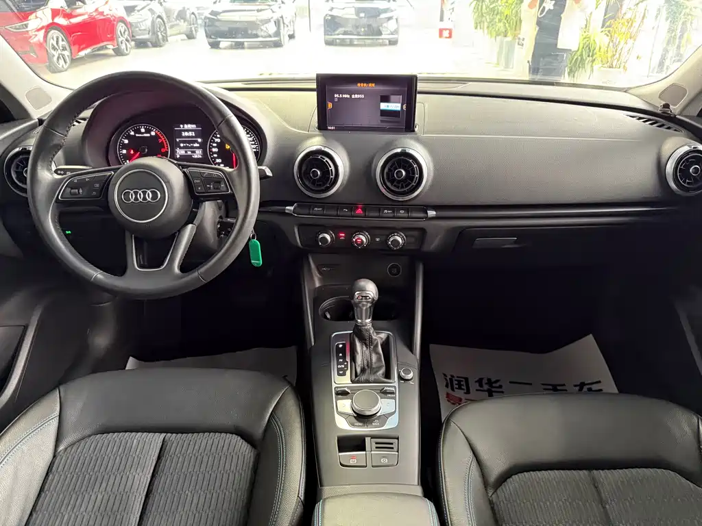 Audi A3 — фото 10