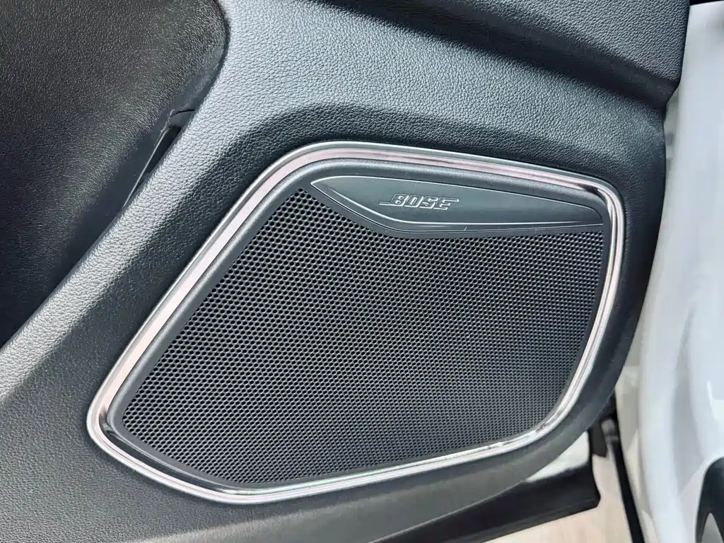 Audi Q3 — фото 11