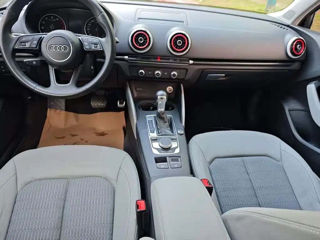 Audi A3 — фото 14