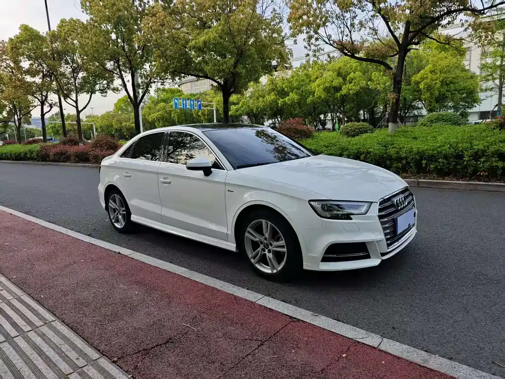 Audi A3 — фото 3