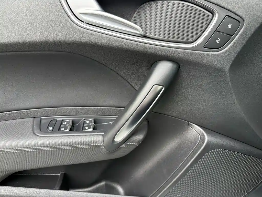 Audi A1 — фото 11