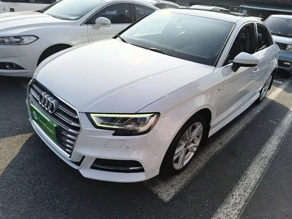Audi A3 — фото 2