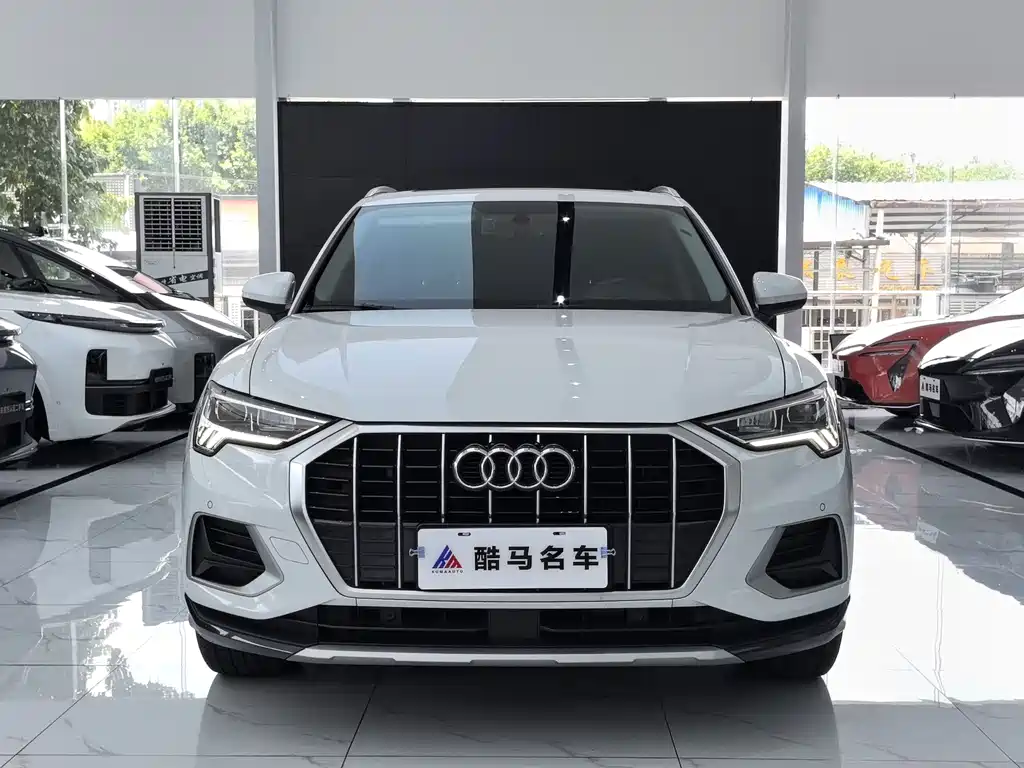 Audi Q3 — фото 2