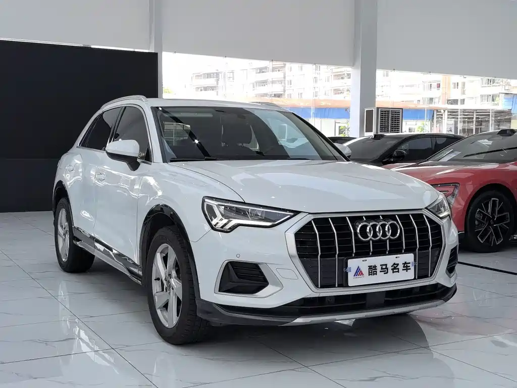 Audi Q3 — фото 3