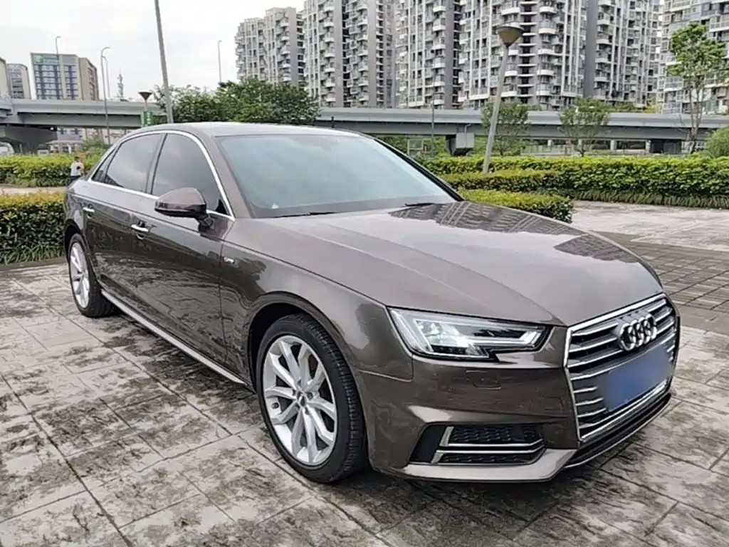Audi A4L — фото 4