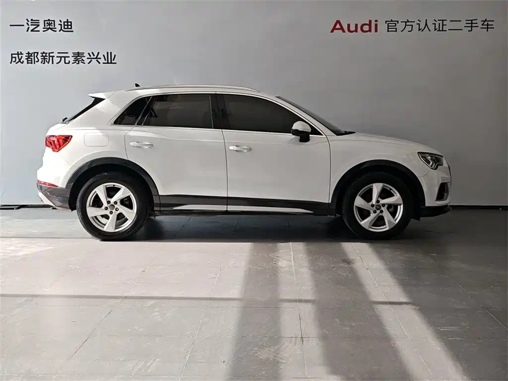 Audi Q3 — фото 3