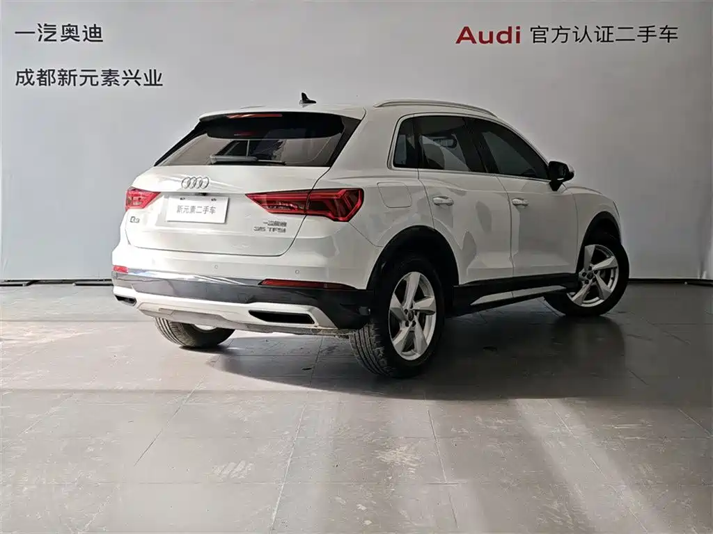 Audi Q3 — фото 4