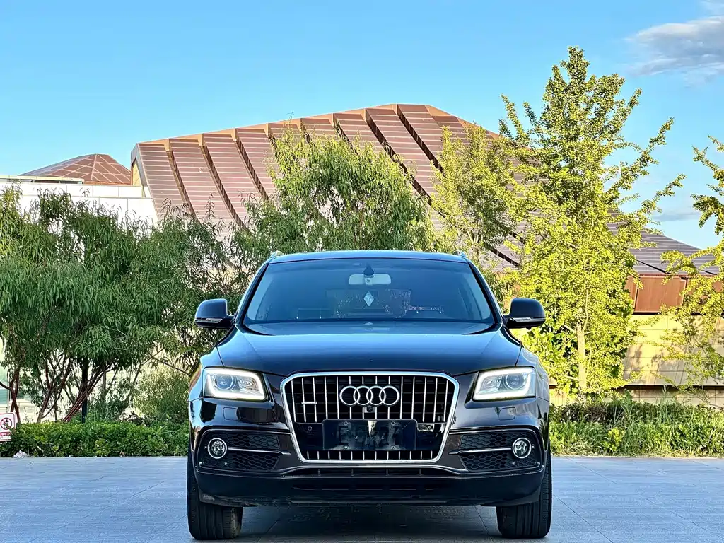 Audi Q5 — фото 2