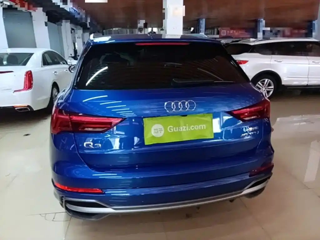Audi Q3 — фото 6