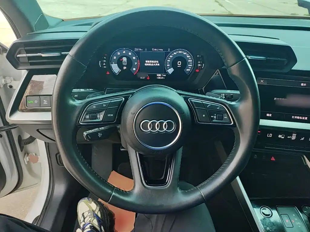 Audi A3 — фото 11