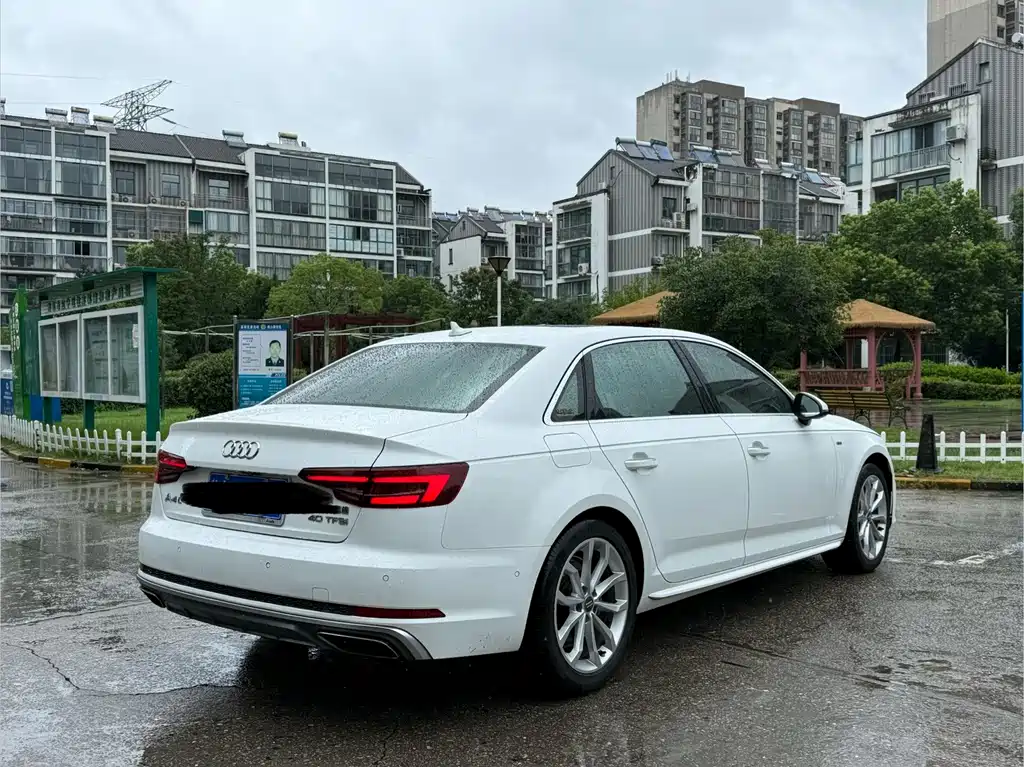 Audi A4L — фото 4