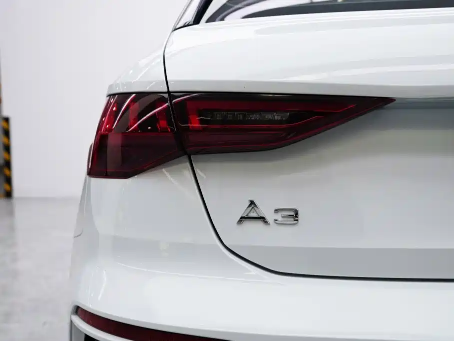 Audi A3 — фото 8