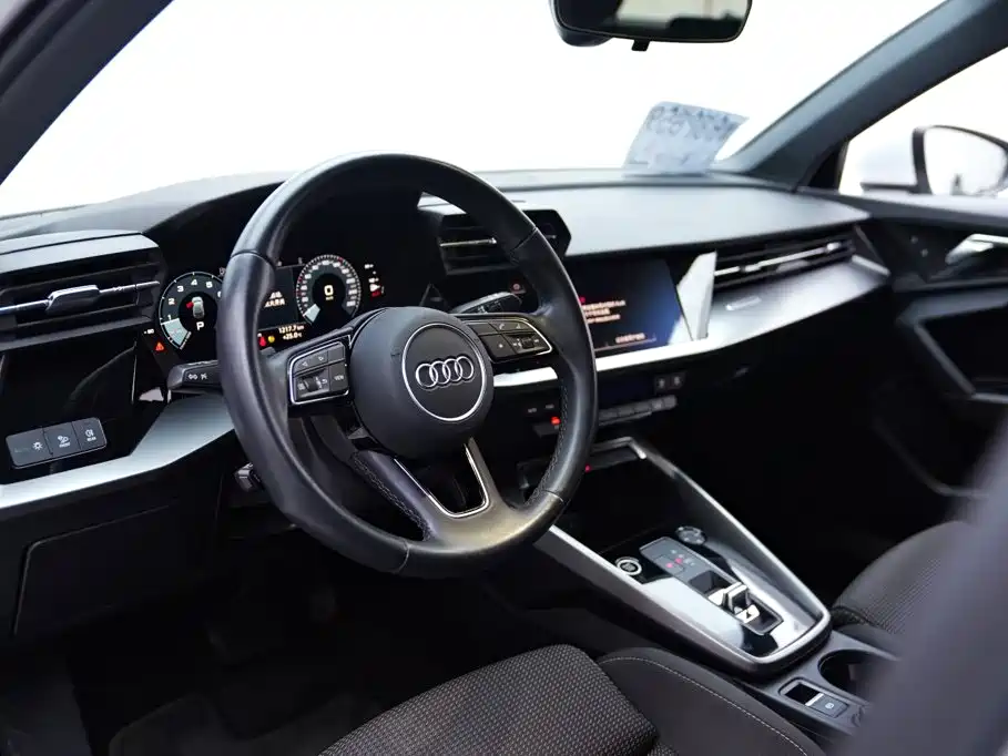 Audi A3 — фото 9