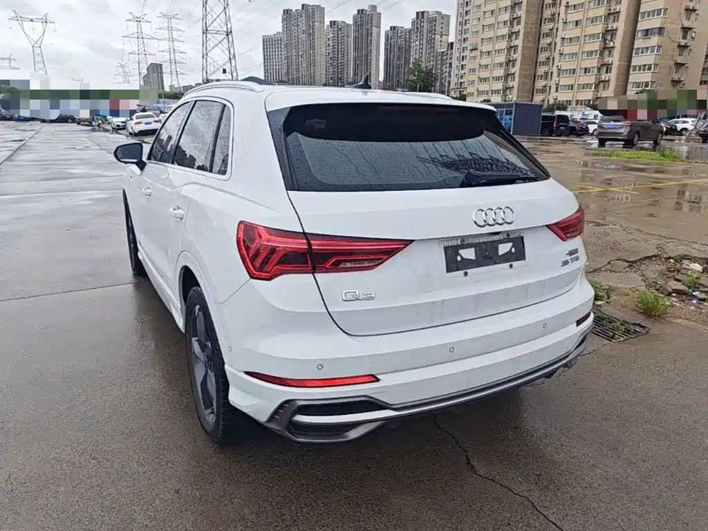 Audi Q3 — фото 5