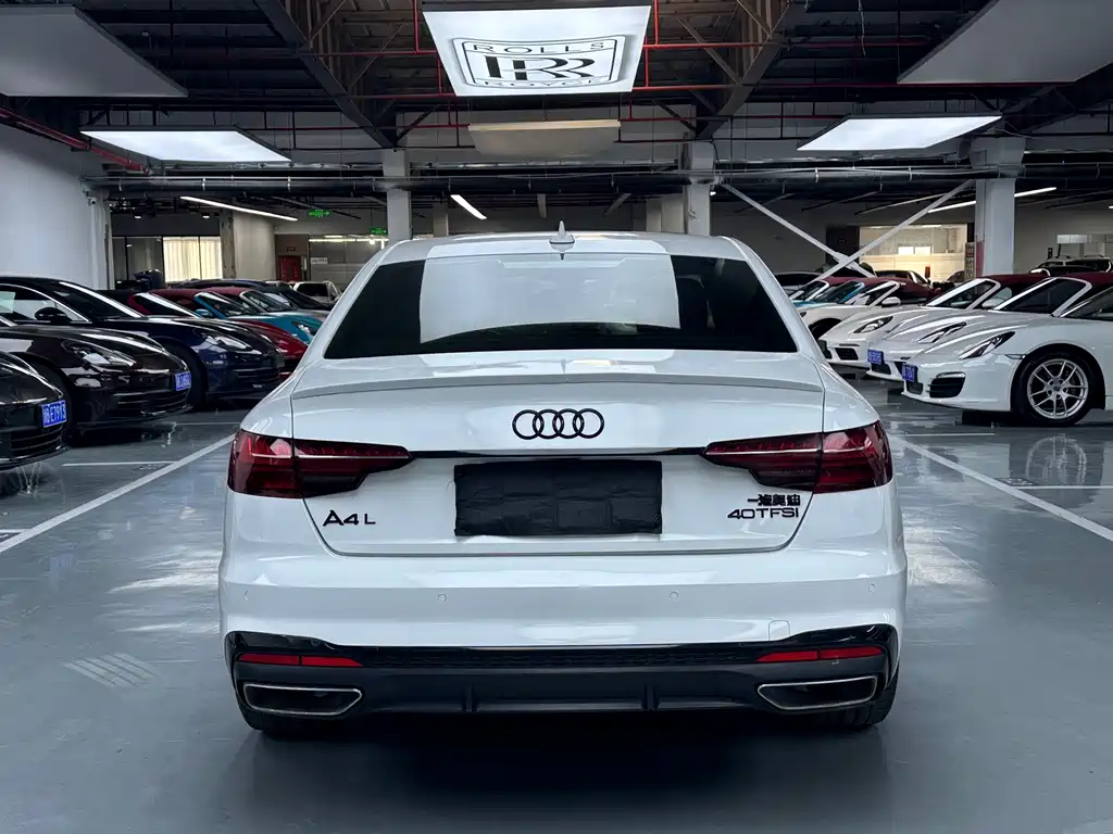 Audi A4L — фото 20