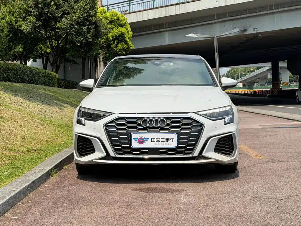 Audi A3 — фото 2