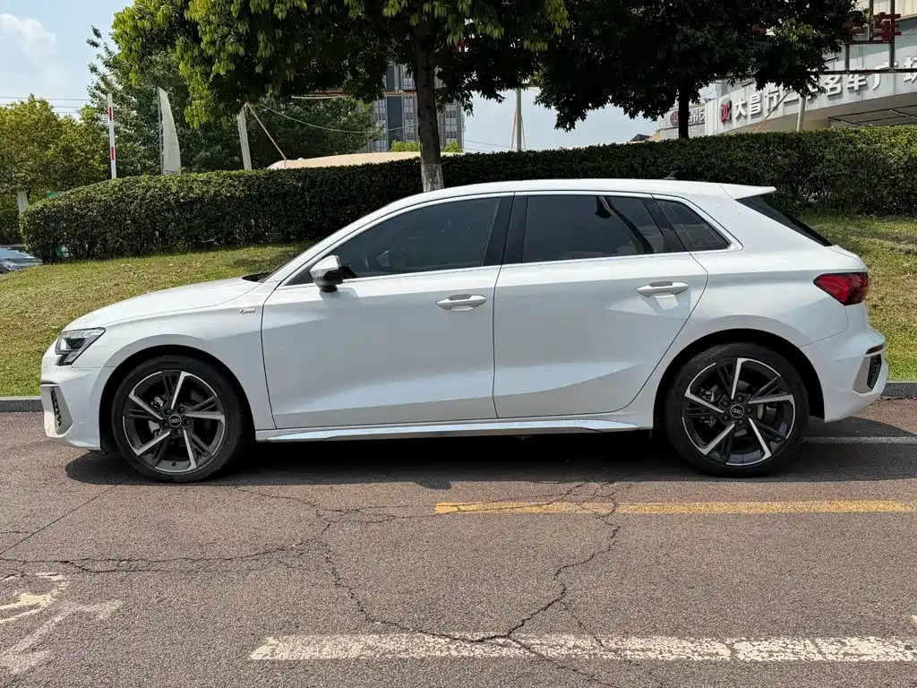 Audi A3 — фото 3
