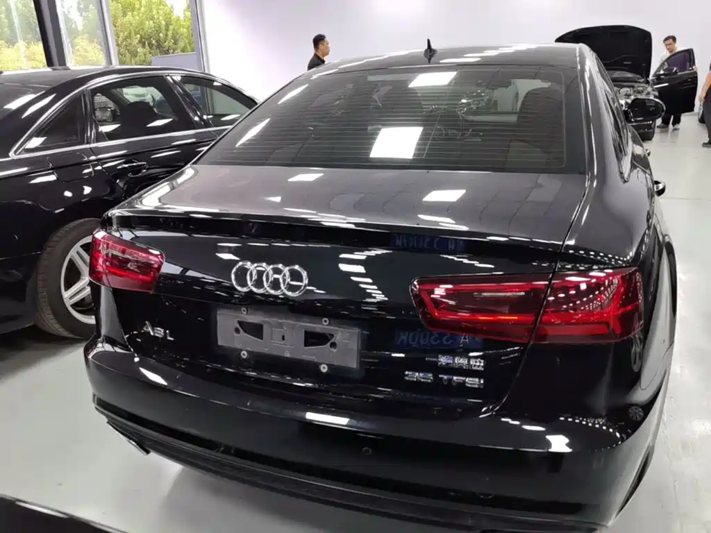Audi A6L — фото 6