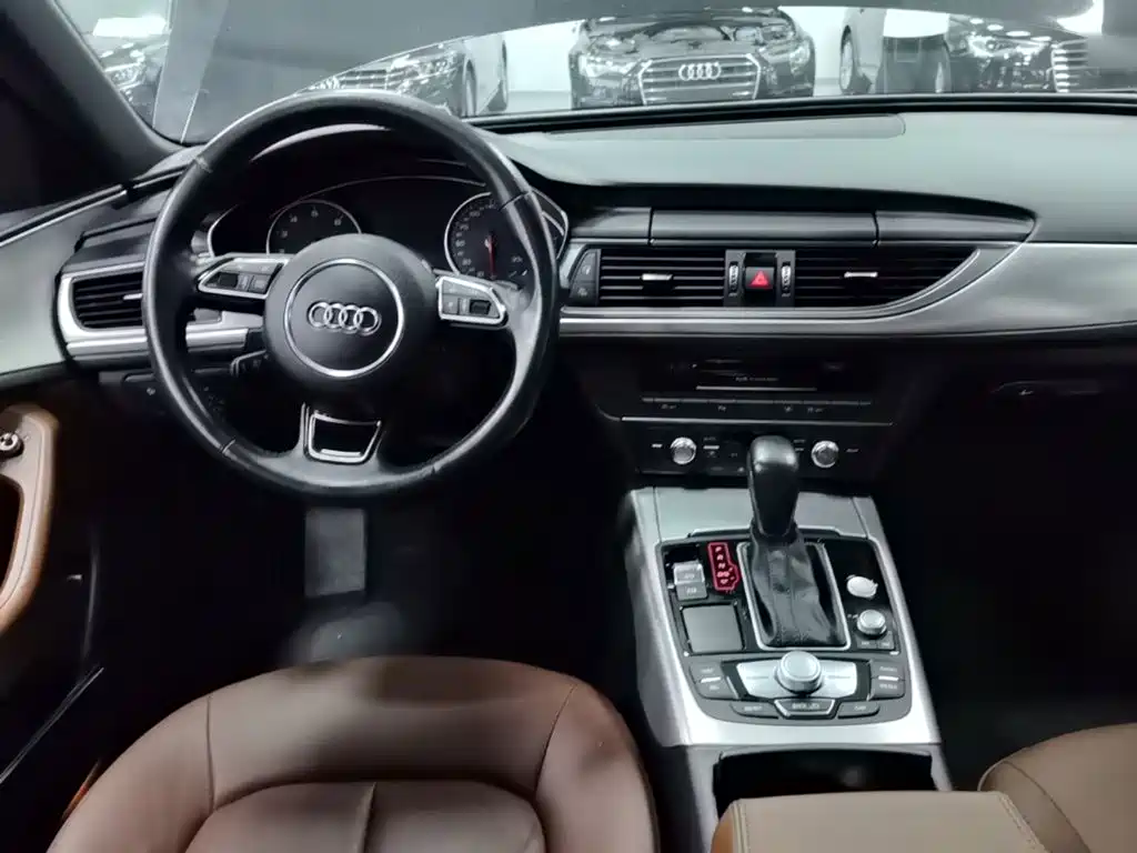 Audi A6L — фото 10