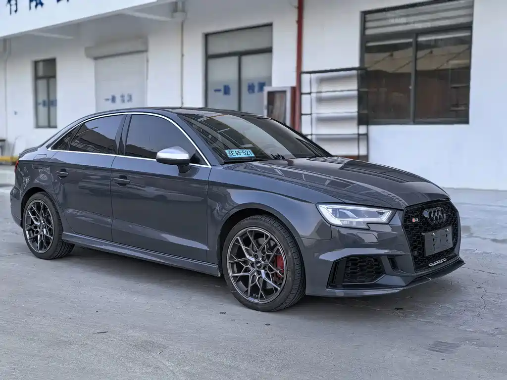 Audi S3 — фото 3