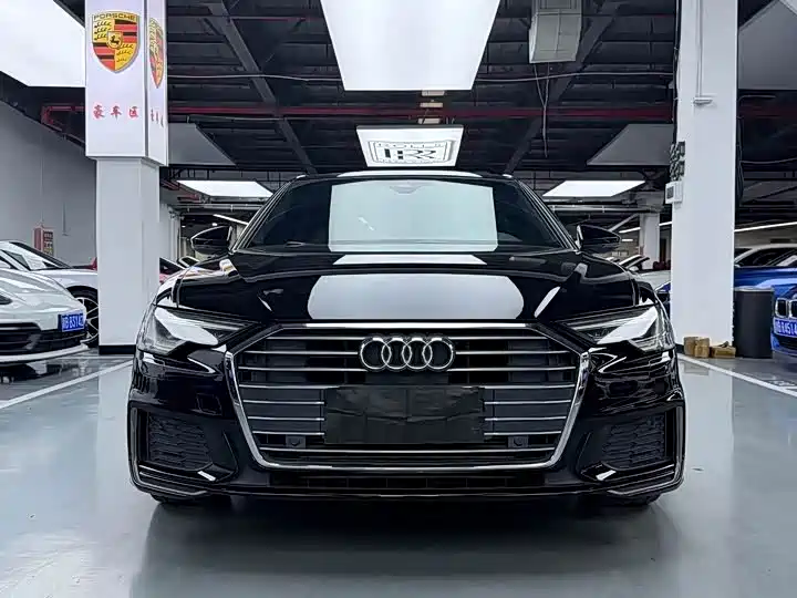 Audi A6L — фото 2