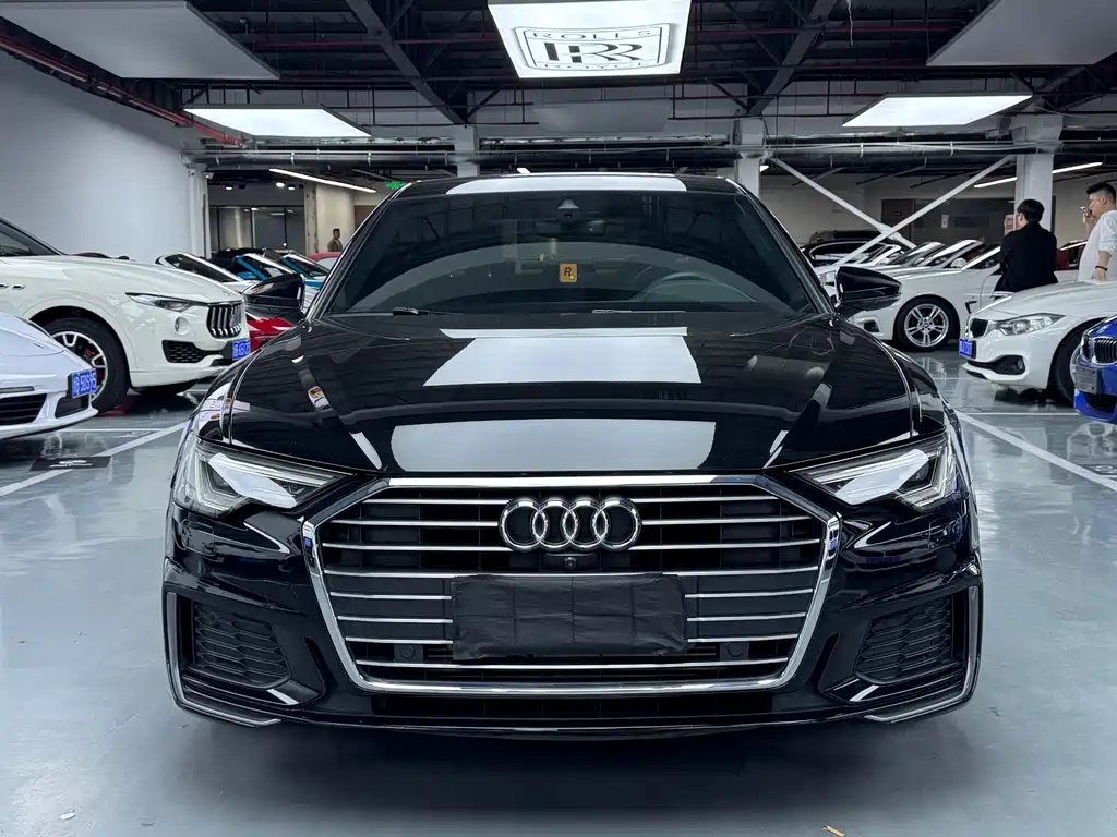 Audi A6L — фото 2