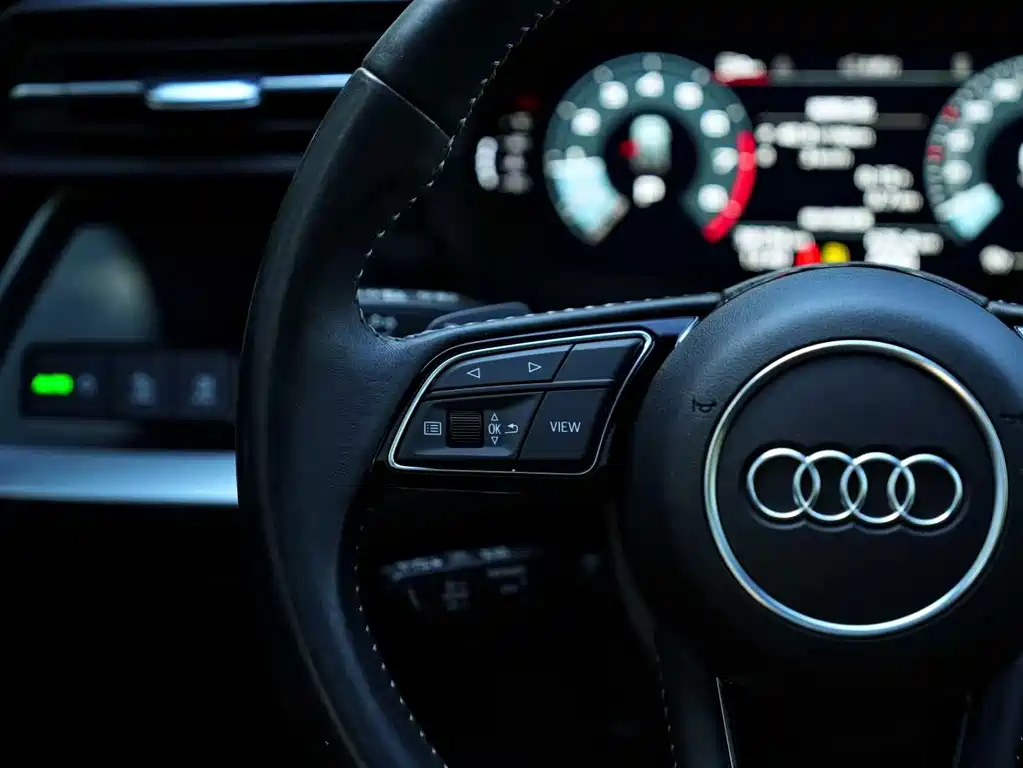 Audi A3 — фото 11