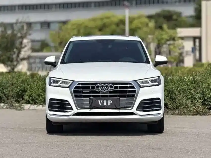 Audi Q5L — фото 2
